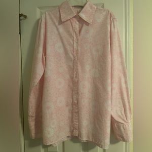 “Barney’s New York” printed, collared, long sleeve ladies blouse. Size XL in US.